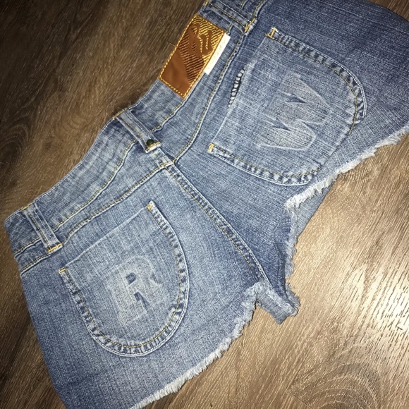 Jean Shorts - Picture 4 of 4